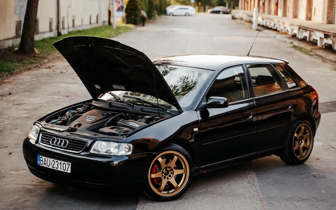 Audi A3 cena 9500 przebieg: 320000, rok produkcji 2001 z Łobżenica małe 781